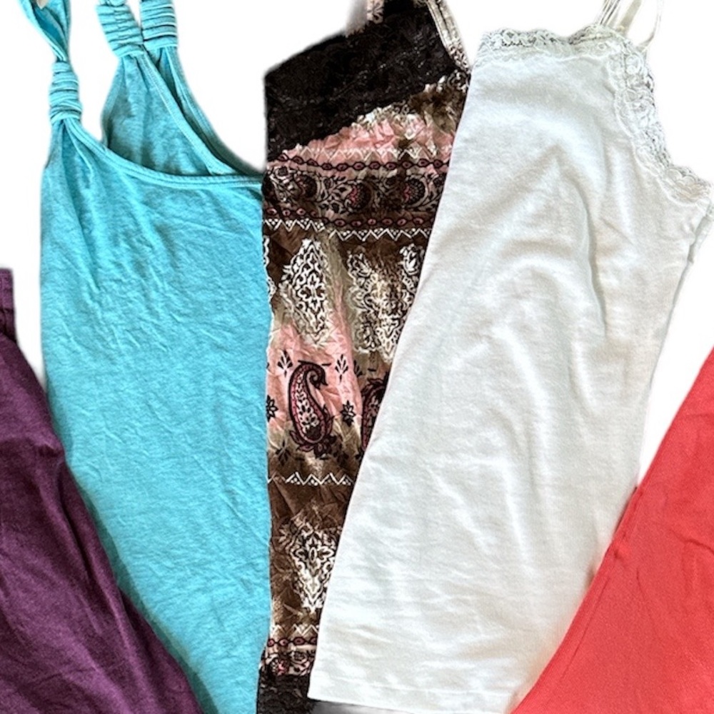 Tank Lot | XL - Picture 2 of 4